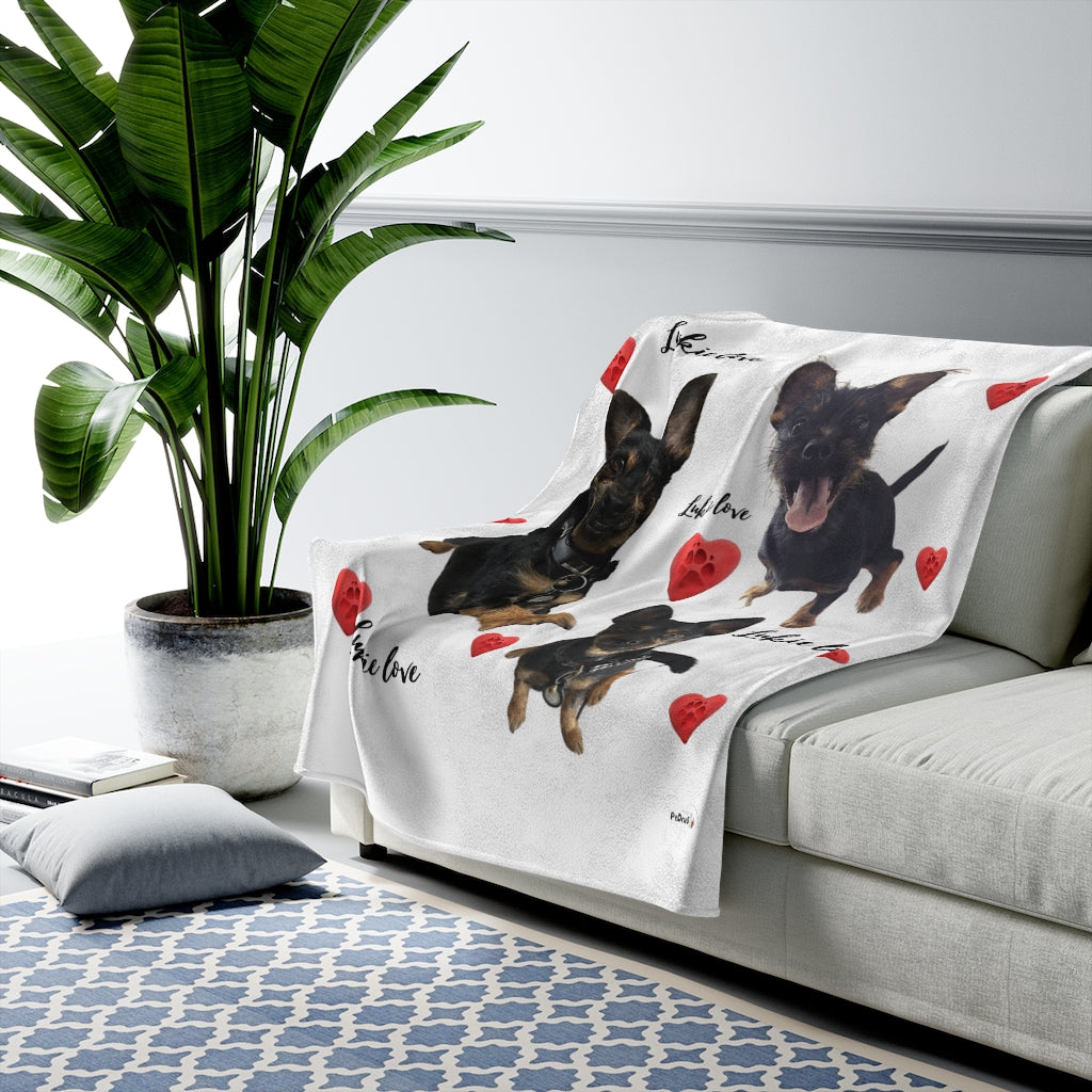 Lukie Plush Blanket